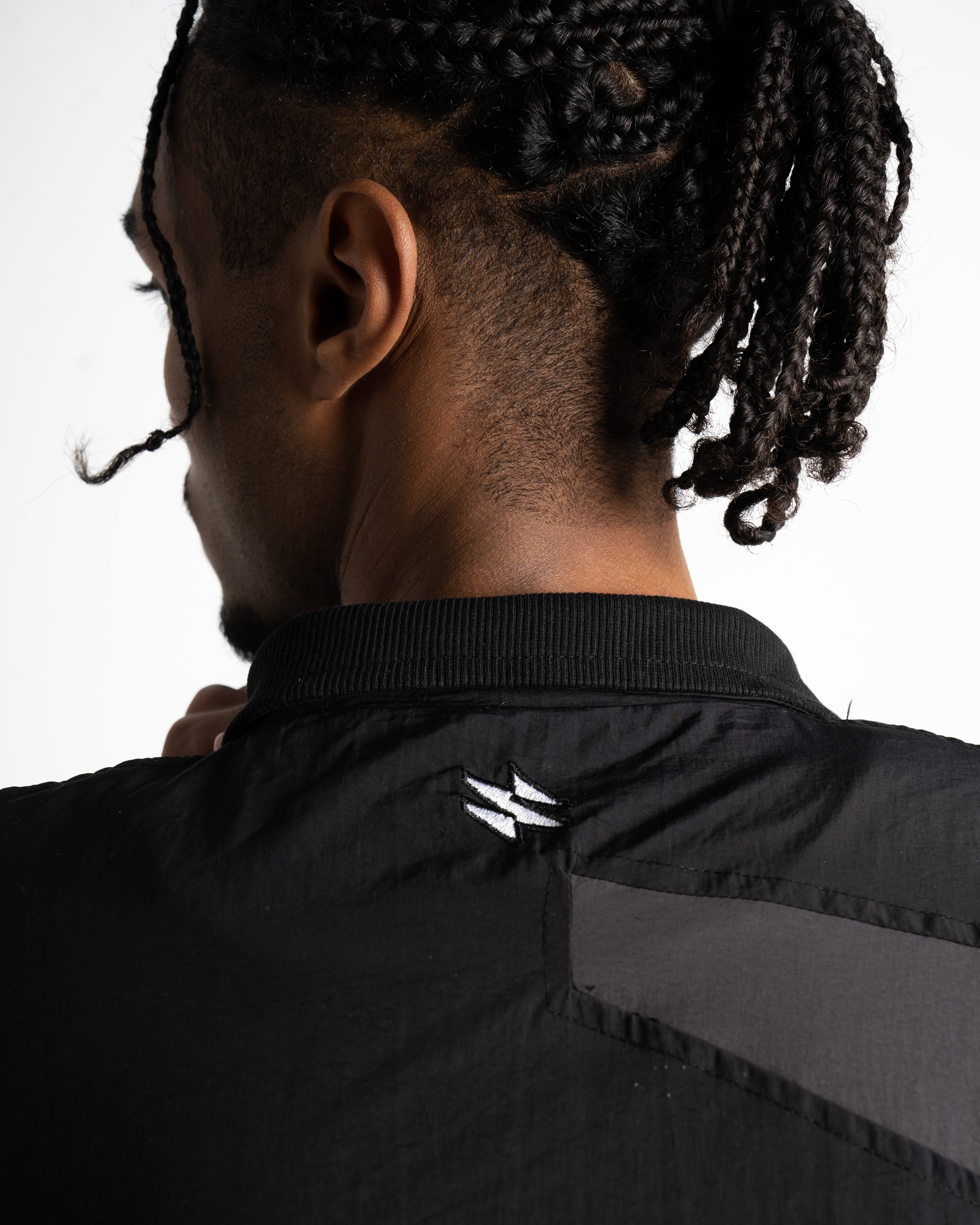 UNISEX TECH - BOXY SLIM-FIT JACKET