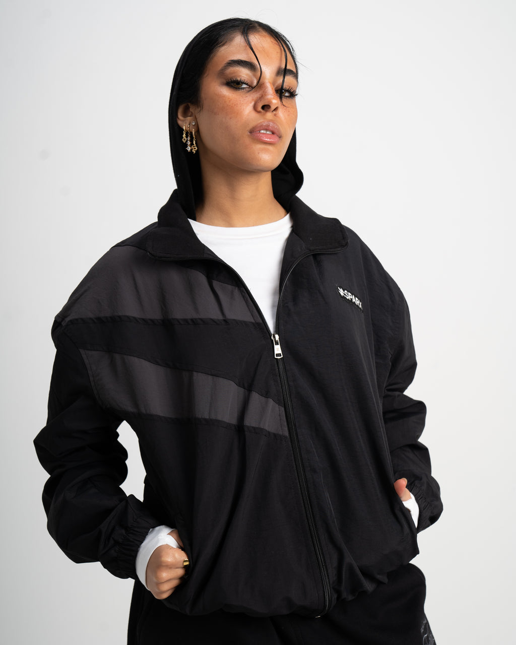 UNISEX TECH - BOXY SLIM-FIT JACKET